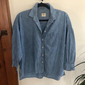 GAP Button Down Denim Shirt XS